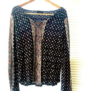 Woman’s Large, blouse